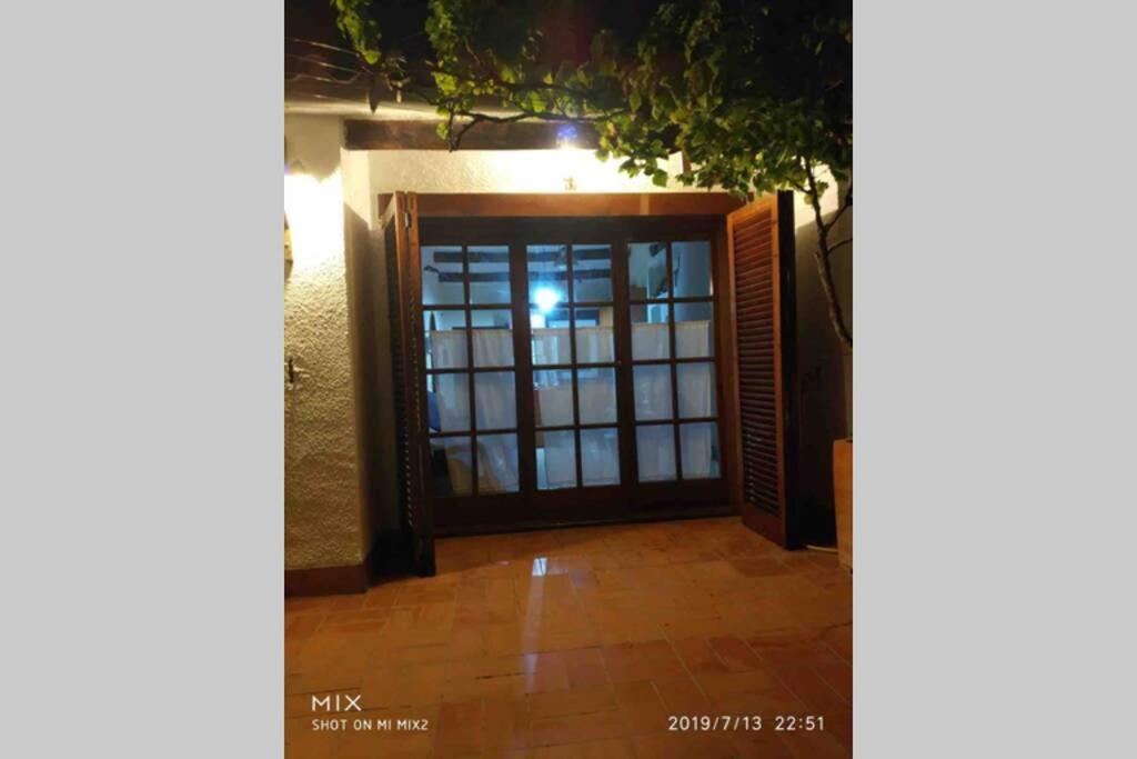 Casita Blanca Con Fibra Optica Y Piscina Cominutaria Villa Tossa de Mar Eksteriør billede