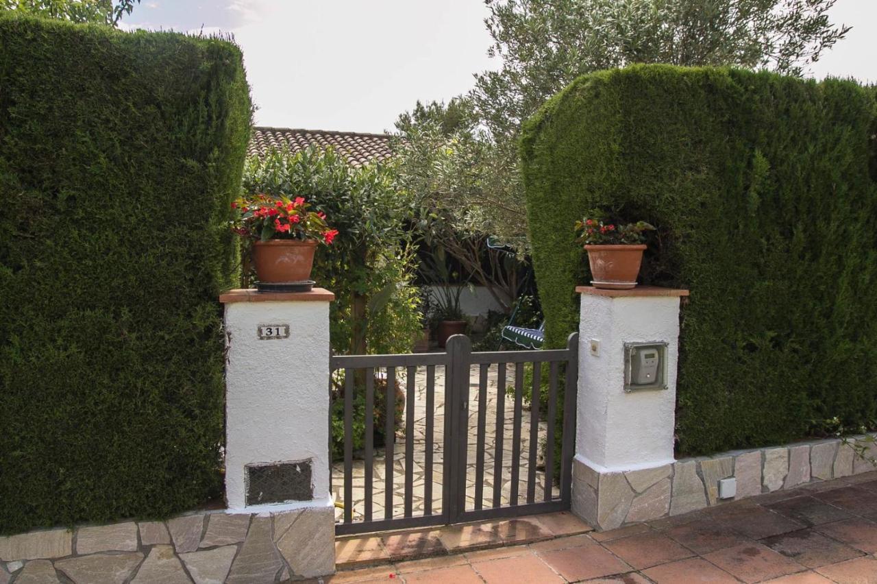 Casita Blanca Con Fibra Optica Y Piscina Cominutaria Villa Tossa de Mar Eksteriør billede