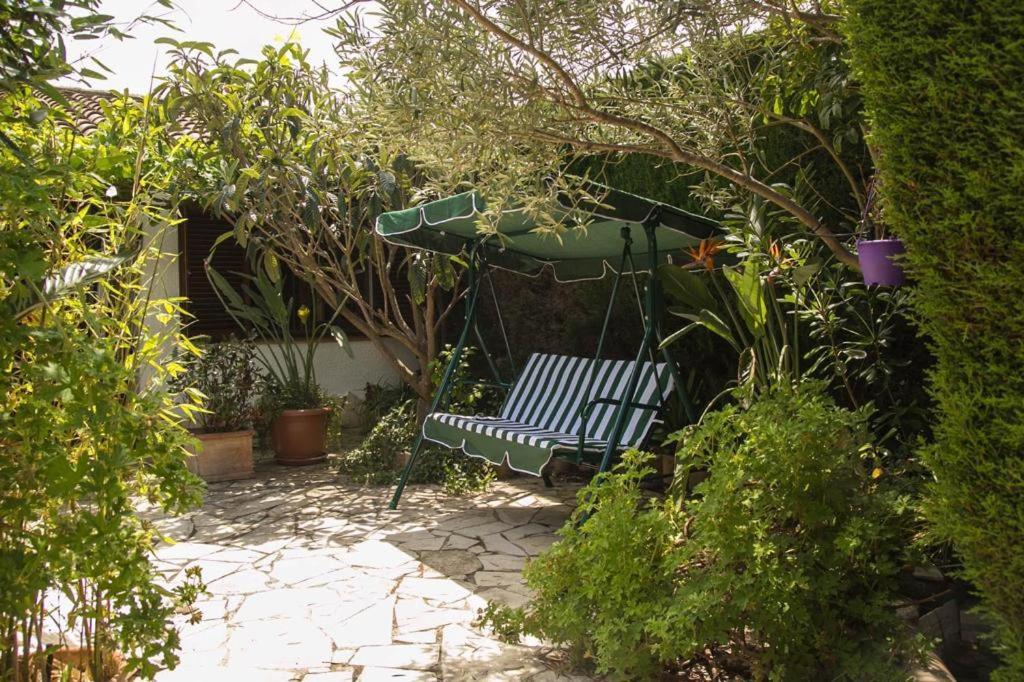 Casita Blanca Con Fibra Optica Y Piscina Cominutaria Villa Tossa de Mar Eksteriør billede